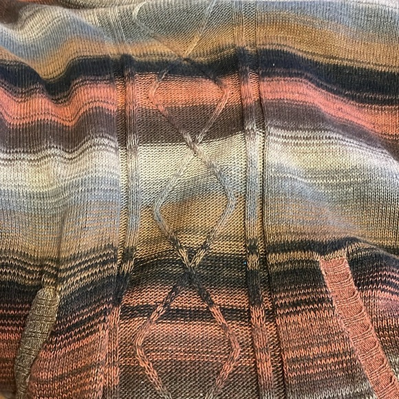 Women’s Sweater Poncho Multi-Colored Medium Fashion Concepts - Picture 3 of 9